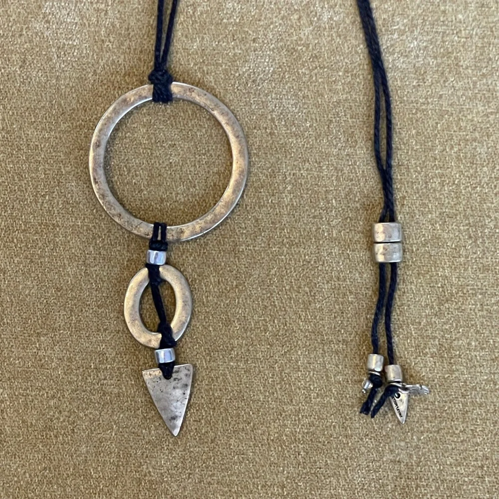 Heather Levine | Geometric statement necklace - Picture 3 of 4